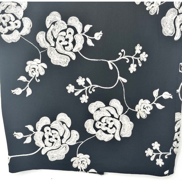 ECI New York Womens Classic Pencil Skirt Floral Embroidered Black Size 4 - Picture 4 of 11